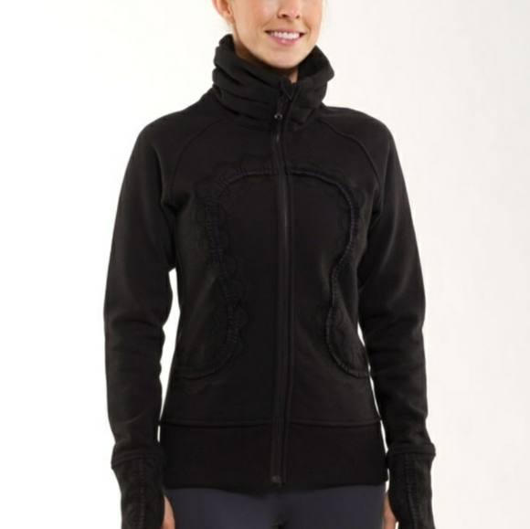Lululemon Special Edition Cuddle Up Jacket Size 8